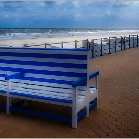 With Shared Pool Middelkerke